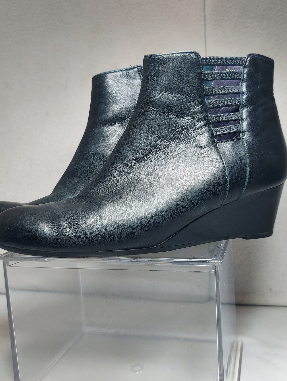 Vaneli Laban Black Leather Cutout Wedge Bootie 8.5